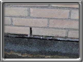 Oud loodwerk te vervangen.